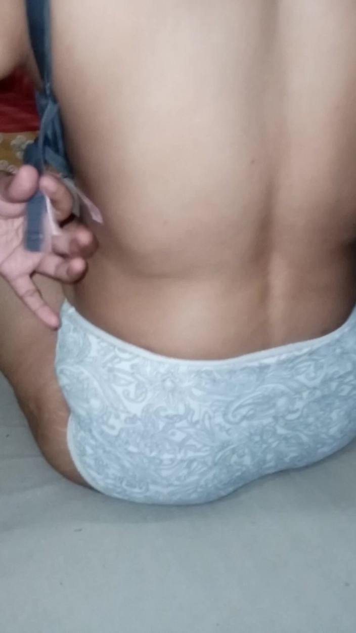 Yasmeen: Ho orgasmato mentre indossavo un reggiseno