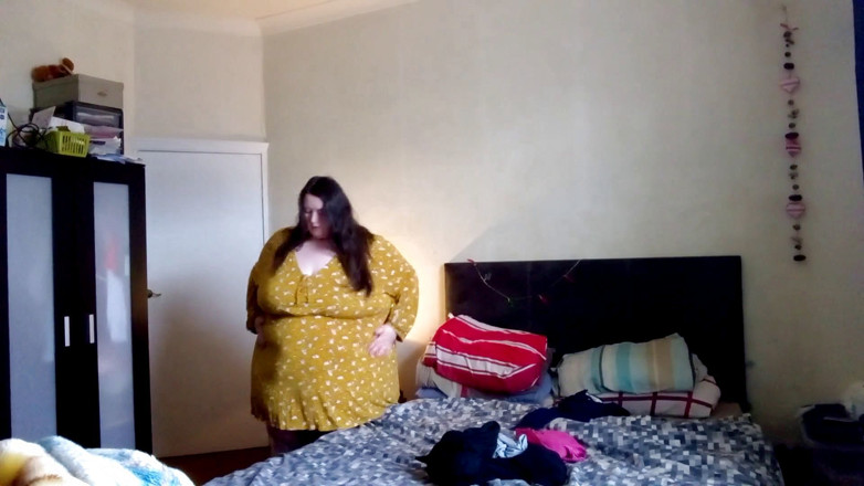 SSBBWLadyBrads: BBW SSBBW 침실 스트립