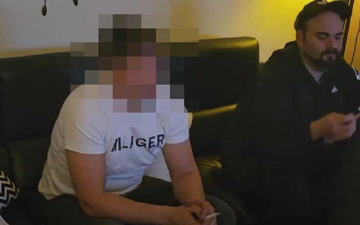 AntoGoesHunting: 나는 클럽에서 내 직선 친구를 데리러 우리는 놀고