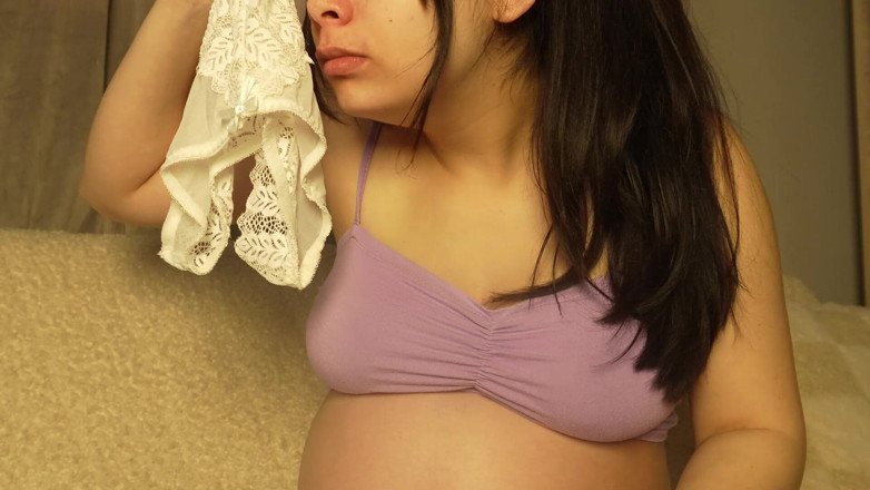 AmayaMori: Éternuement en sentant ma culotte puis les choses ont changé