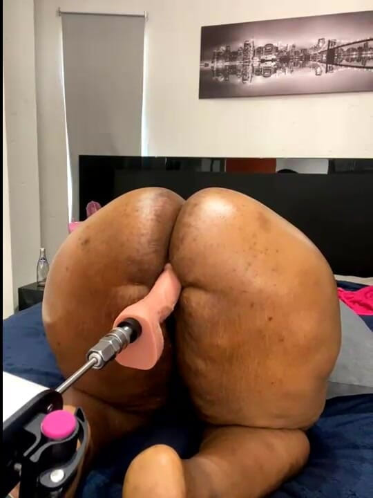 Big black clapping booties: Wichs bis extrem großartig, episode 1060