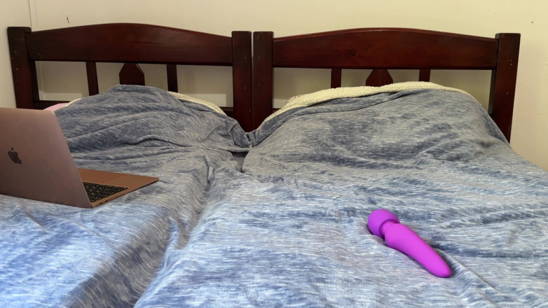 EvaGreyZ: Mój mąż jest w pracy, a ja oglądam porno i...