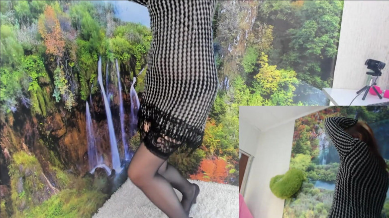 Nicolette69w: Într-o rochie argintie cu un cur perfect, s-a futut cu...