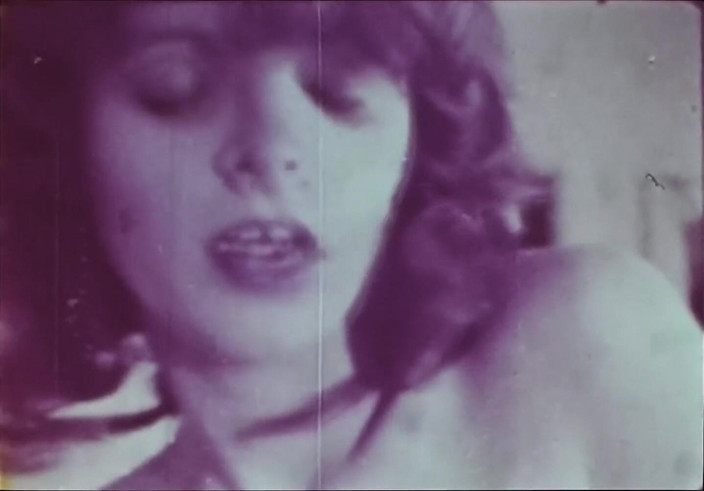 Close Encounter Vintage: Vintage retro teatr erotyczny porno - romans w barze