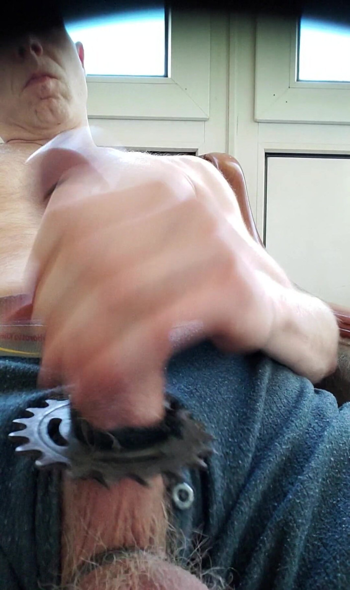 Felixxx86: Felix veut un éjaculation extrême