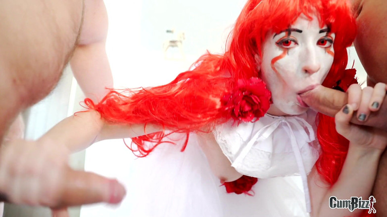 Cumbizz: Halloween clown only good for one thing swallow big loads