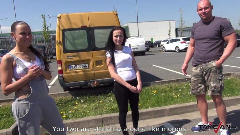 Take Van: Грудаста тінка і найбільші губи кицьки шльопають член під час траха