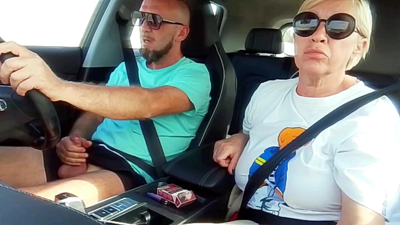 Crazyfamily 1970: Paseo en coche con madrastra