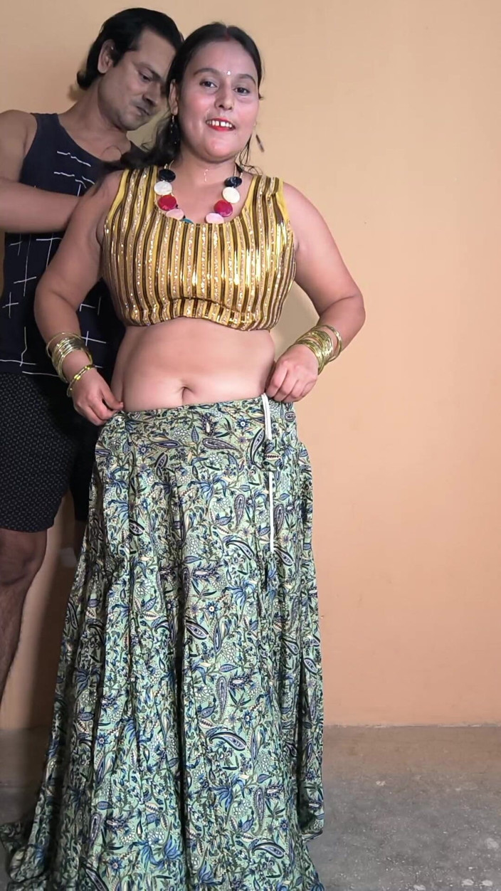 pujaprem: Desi bhojpuri danse nue