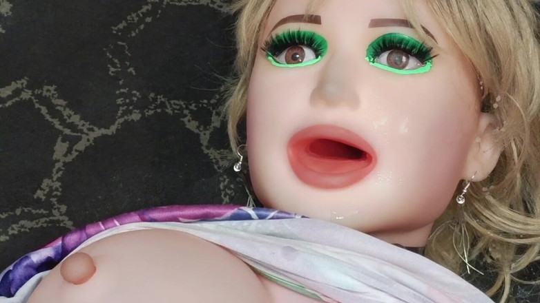 kickerscooter: Scopo e spruzzo sulla mia bambola Vanessa