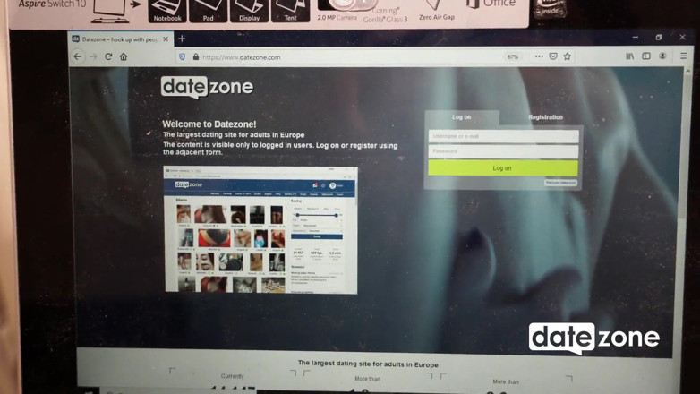 Datezone: Rendez-vous avec la jeune fille d'à côté
