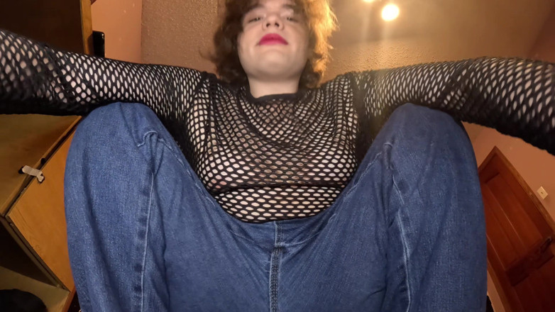 Miss Dimples: Gigantische femboy-godin tenderiseert en consumeert je