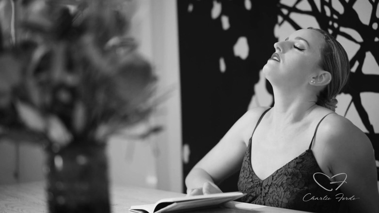 CharlieForde: Ode à la littérature hystérique avec Charlie Forde, Amber Moore