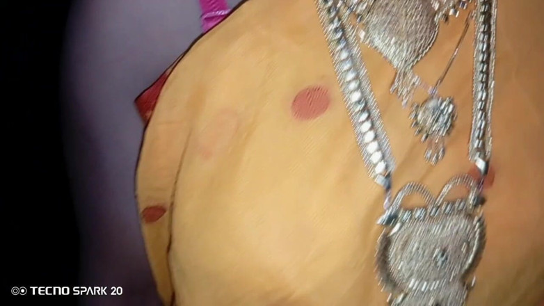 Real Time Enjoy: Quand le plaisir finit en romance secrète (audio bangladadaise)