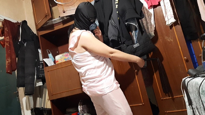 Lesbian-candys: Louca masturbando com múltiplos orgasmos - lésbicas-doces