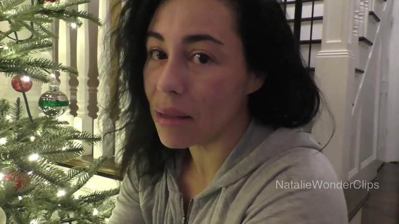 Natalie Wonder: Делаю новые воспоминания о отпуске с моим пасынем прямо под нашей елкой