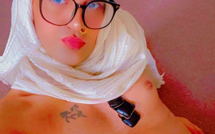Apple00001: J’ai grandi comme une femme