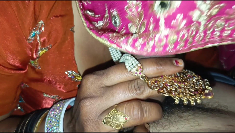 Kavita69: 初日の夜。夫と妻がパンジャーブの妻とフルセックスショーを繰り広げる