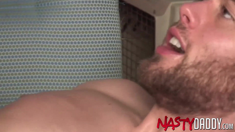 Nasty Daddy: NASTYDADDY - Hunky Rafael Carreras surowe rasy Brendan Phillips