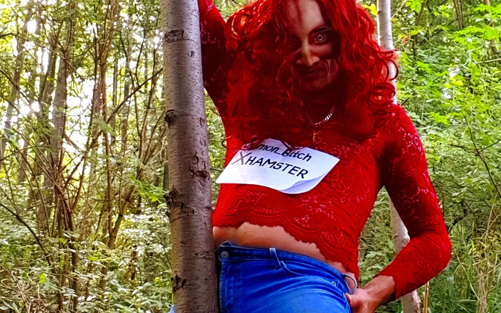 Demon Bitch: Demoníaca cadela com tesão na floresta 3