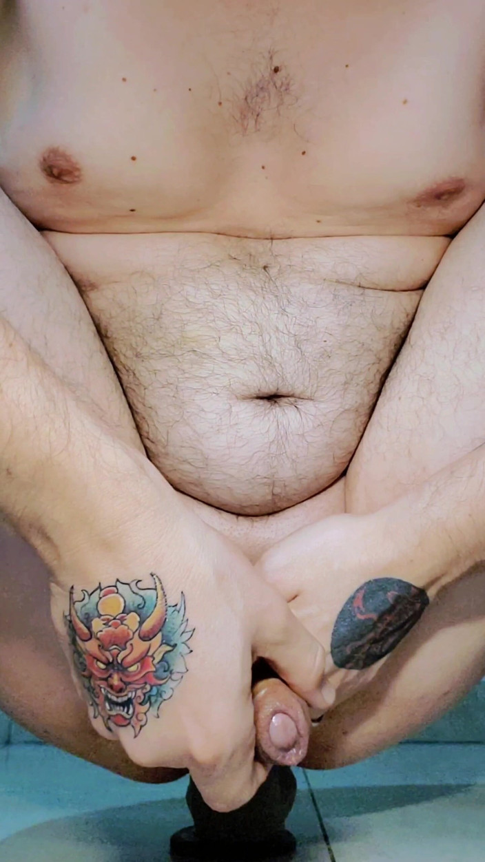 SlutClosetedfag: Full dildo knull session