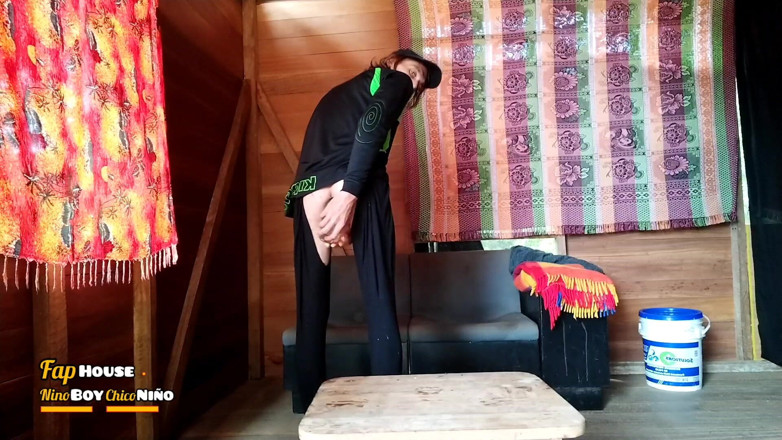 Culopeke: Hubený mladý gay je nadržený