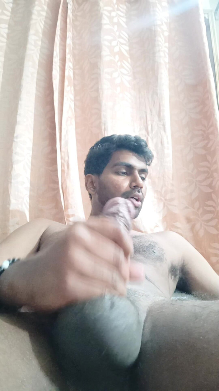 HornyHunk: Masturbasi pelan dan muncrat
