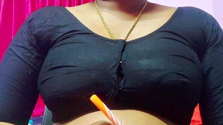 Desi Mohini: Le patron quitte sa bhabhi mariée