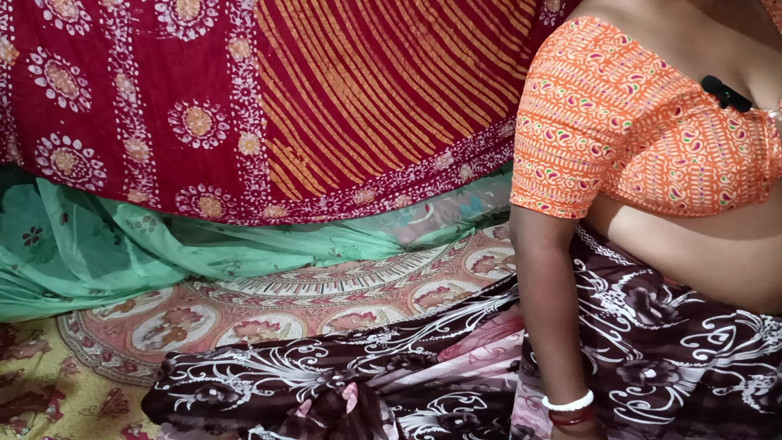 Pakhi0705: Mengongkek isteri jiran saya.saya mengongkek isteri jiran saya apabila dia...