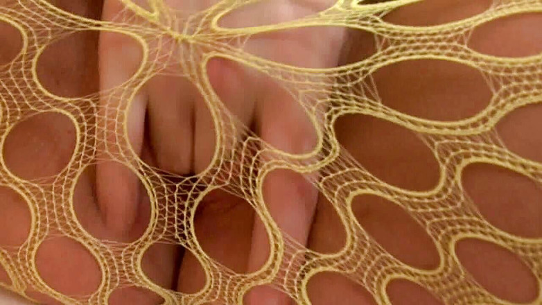 Radical: Busty teenager sucking cock and giving a boobjob