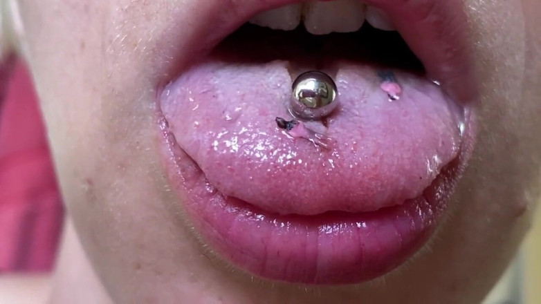 Cuteblonde666: Extrême, gros plan, gros cul, vagin, bouche, géante, fétiche, vidéo...