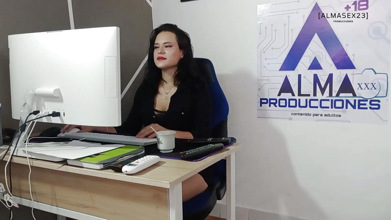 Robert sex: Saya memberikan kongkek yang baik dengan zakar keras saya kepada...