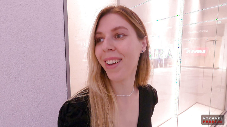 Milfetta: Unglücklicher ladendieb wird in der toilette in der mall gefickt -...