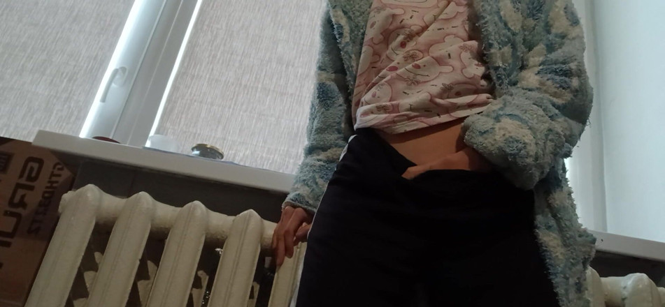 Lesbian-candys: A Slender Brunette in a Robe Masturbates at Home After...