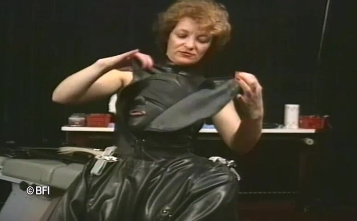 No limits I love it rough: Rubber Extreme #2032