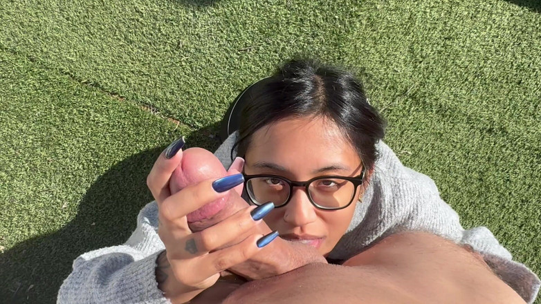 jingleventurax: POV: Saya tidak bisa menahan diri