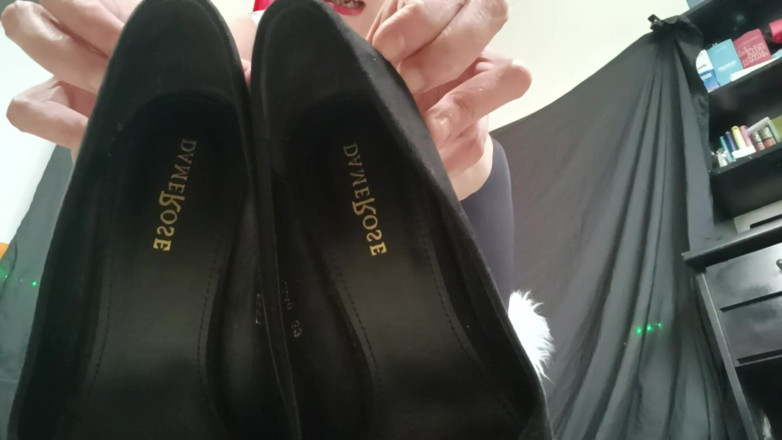 Bergami Melissa: Padronadomination, Komm auf meine schwarze Decolte