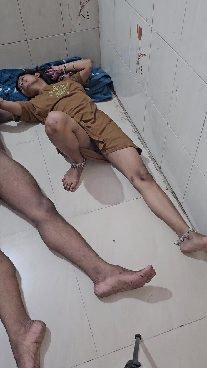 Aalox: Hintli köylü kız sıkı amcık xxx video, seksi ateşli desi...