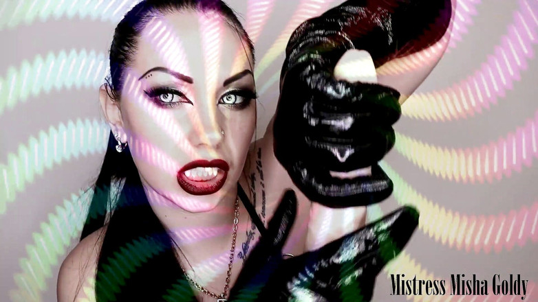 Goddess Misha Goldy: Мої блискучі рукавички володіють тобою! Сильний трах розуму і інструкція з дрочки