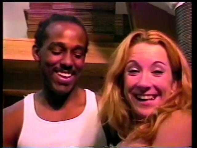 First Black Sexperience: Esta rubia es esclava de una polla negra