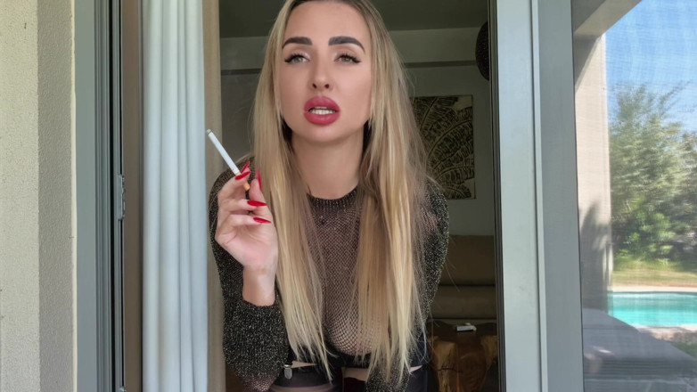 Goddess Lena: 面部毁灭