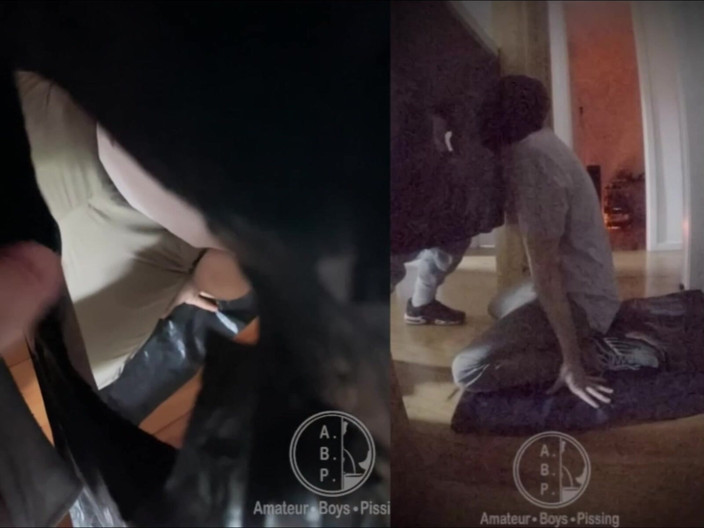 AmateurBoysPissing: Amatorski chłopak kazał wstać na kolana, z zasłoniętymi oczami i...