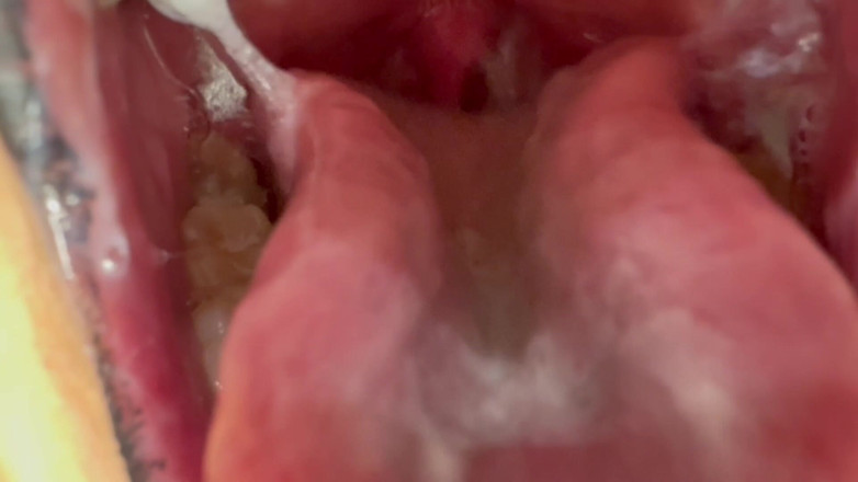 Asmr_mouth: Döllerin dilimde böyle görünebilir