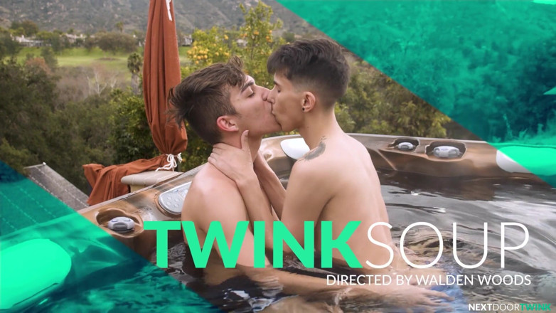 Next Door Studios: NextDoorTwink - Gozadas intensas para dois gêmeos fofos