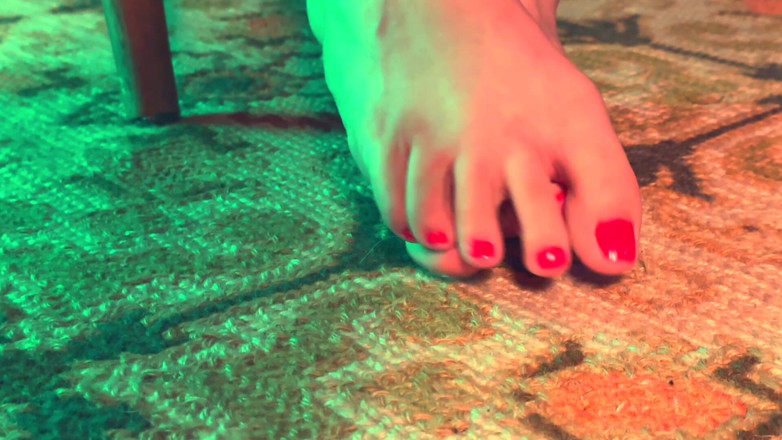 Evol Feet: आपके मज़े के लिए पैरों की हिलाना और फैलाना