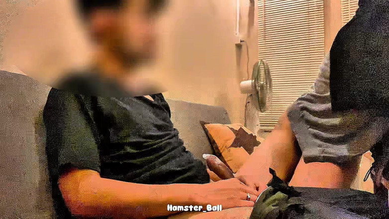 Hamster_Ball: Draag een condoom! dus je wordt niet zwanger! Zei mijn...
