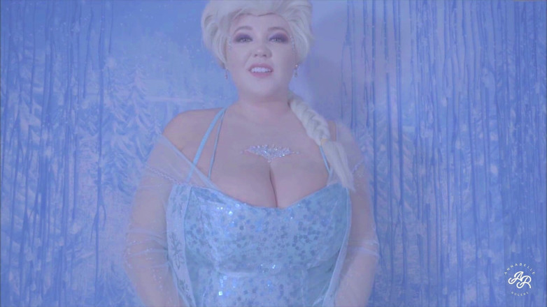 Annabelle Rogers: 巨乳エルザ