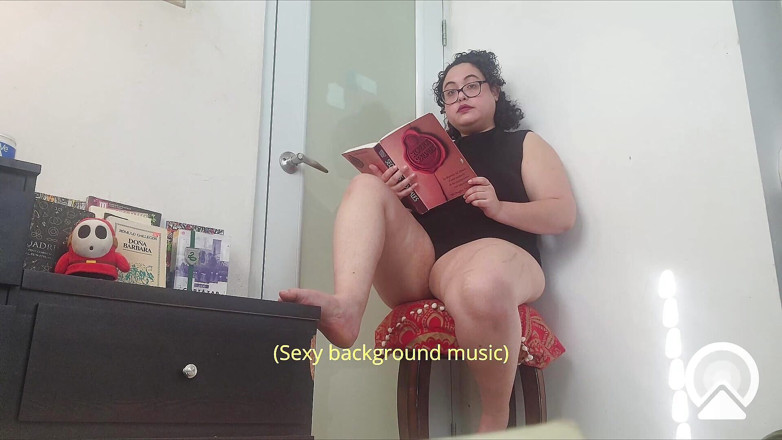 FloraWilde: Seksi latin kütüphaneci sana 31 talimatı veriyor