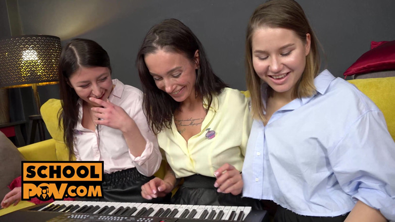 AcademyPOV: Lekcja muzyki POV zamienia hardkorową Julię Moon, Amalię Davis i...