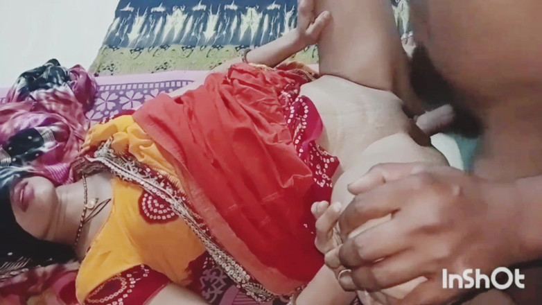 Village studio: La ragazza indiana calda è stata scopata da suo marito, video...